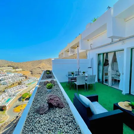 The Malibu Club - Puerto Rico Apartment